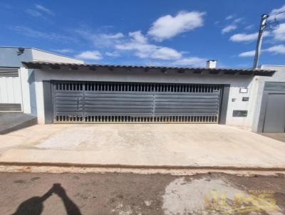 Casa para Venda, em Santa Cruz do Rio Pardo, bairro Chcara Peixe, 3 dormitrios, 1 banheiro, 1 sute, 2 vagas